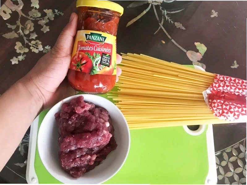 Nguyên liệu cơ bản để làm mì Spaghetti sốt bò bằm