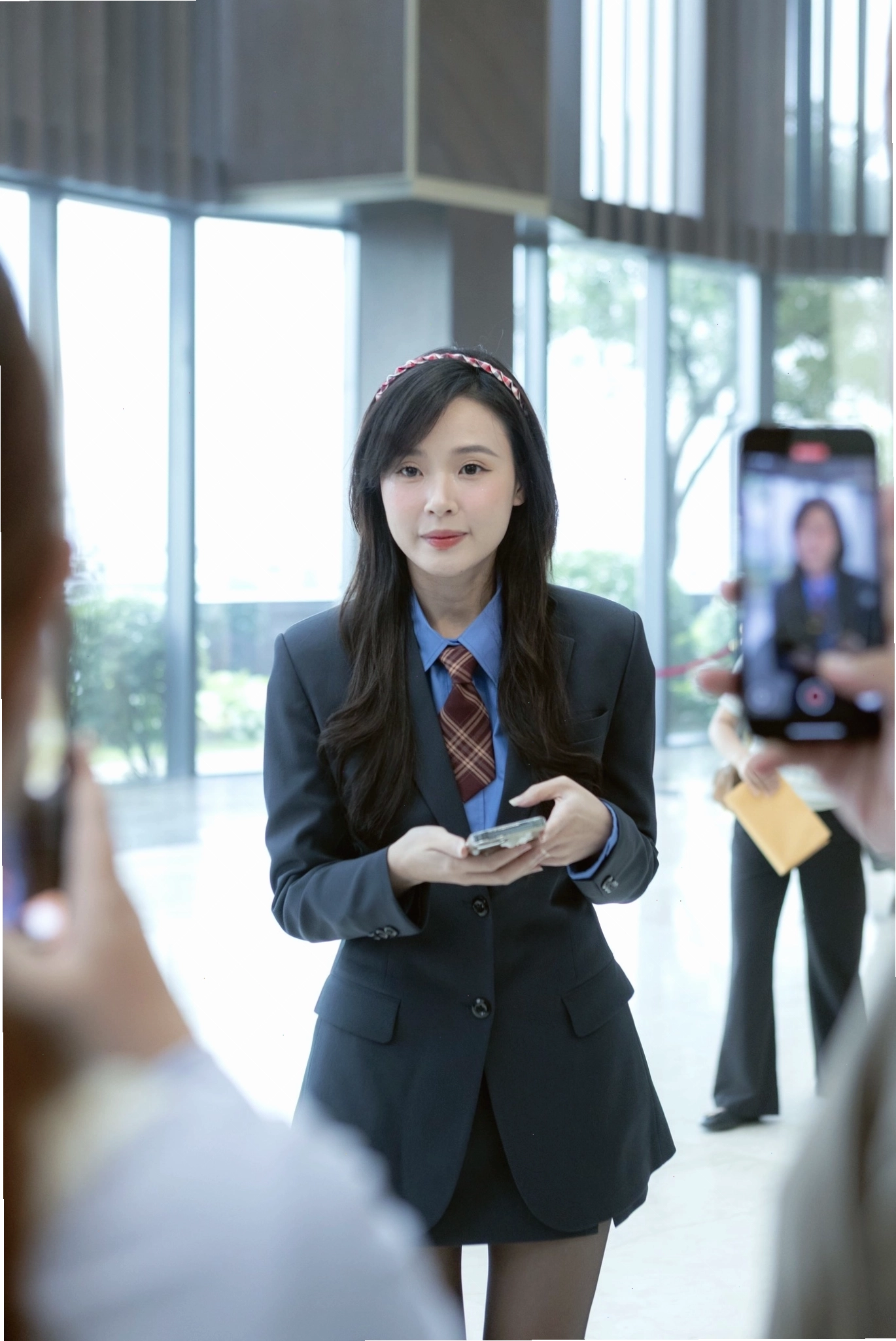 Nữ diễn viên xinh đẹp với phong thái cuốn hút