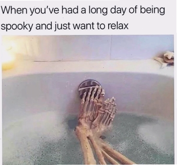 Skeleton meme thể hiện sự mệt mỏi sau một ngày dài