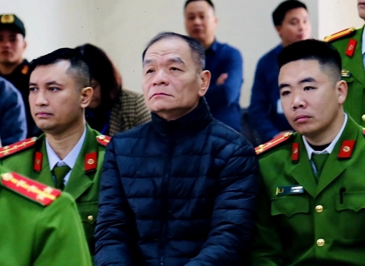 Toàn cảnh phiên tòa xét xử ông Lưu Bình Nhưỡng