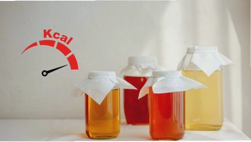 Trà kombucha có chứa một lượng đường và calo nhất định