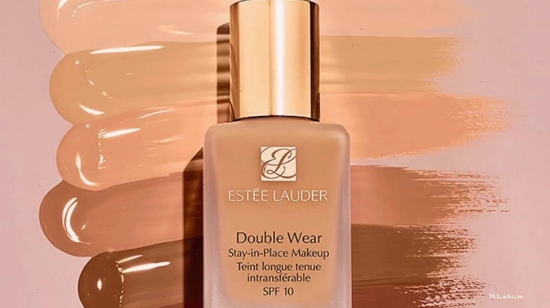 Trải nghiệm thực tế của người dùng với kem nền Estee Lauder Double Wear