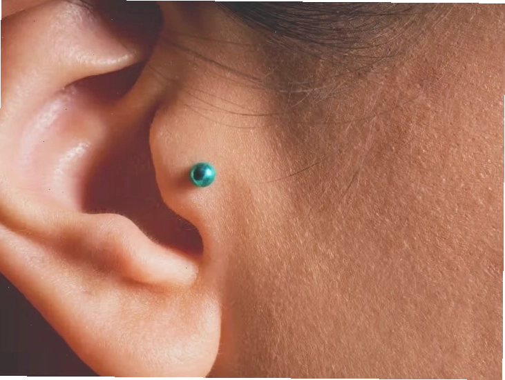Xỏ khuyên Tragus tạo điểm nhấn sang trọng