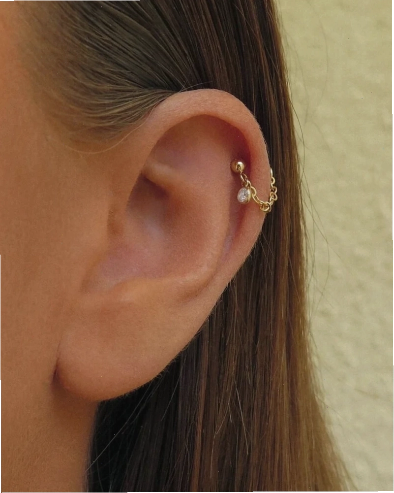 Xỏ khuyên vị trí Helix cá tính và thời thượng