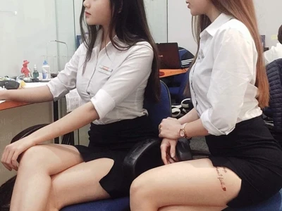 Khám phá vẻ đẹp gái xinh công sở và những lựa chọn trang phục tinh tế