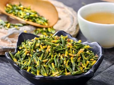 Tác hại của tâm sen: Ai không nên dùng và cách dùng an toàn