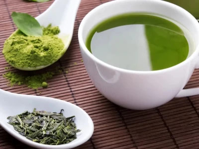Tác hại tiềm ẩn của trà lá nam 10 vị ít người biết