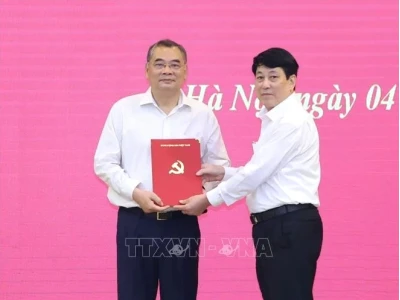Trung tướng Tô Ân Xô là ai? Tiểu sử, sự nghiệp và thông tin chi tiết
